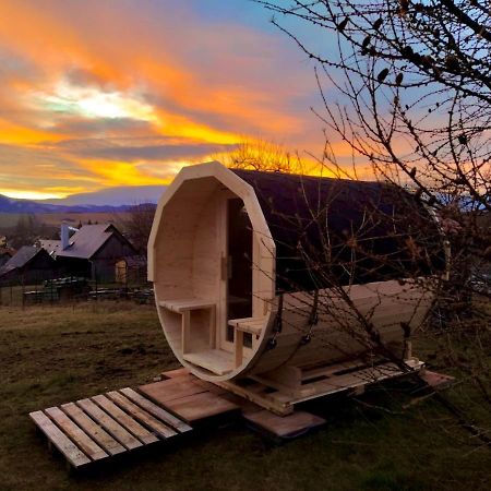 Trinity Log Cabin Wellness Resort Strba Bagian luar foto