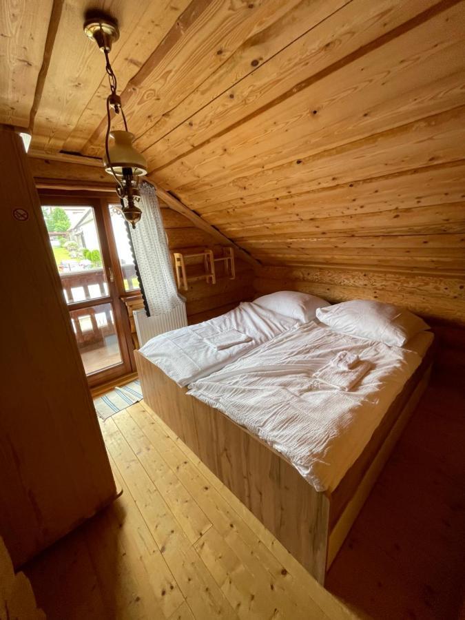 Trinity Log Cabin Wellness Resort Strba Bagian luar foto