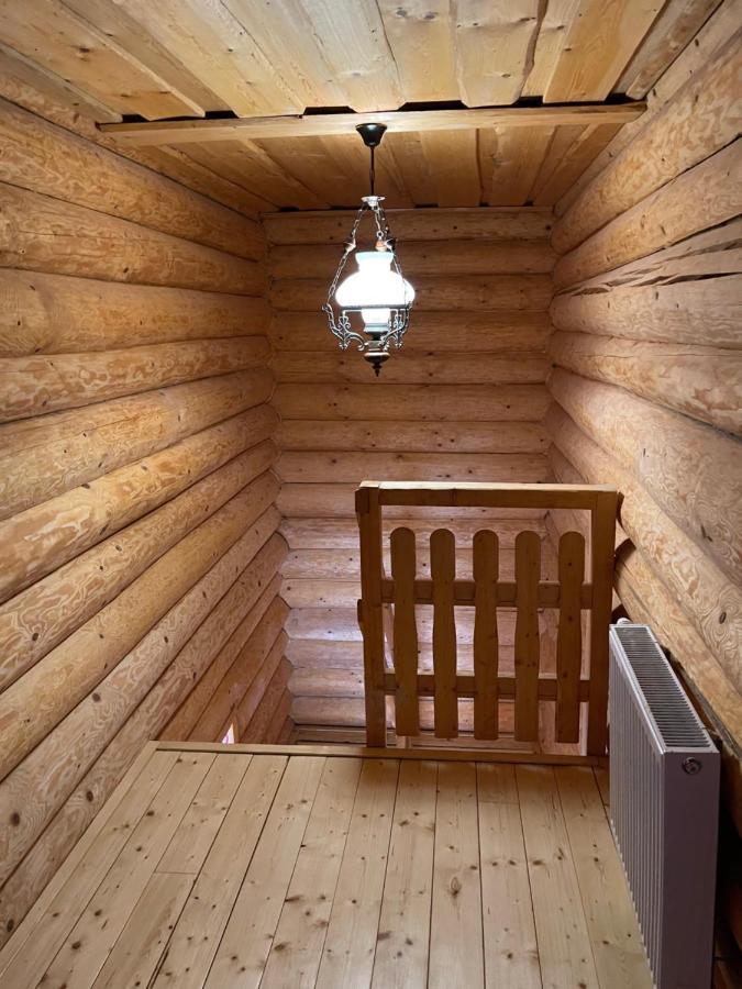 Trinity Log Cabin Wellness Resort Strba Bagian luar foto