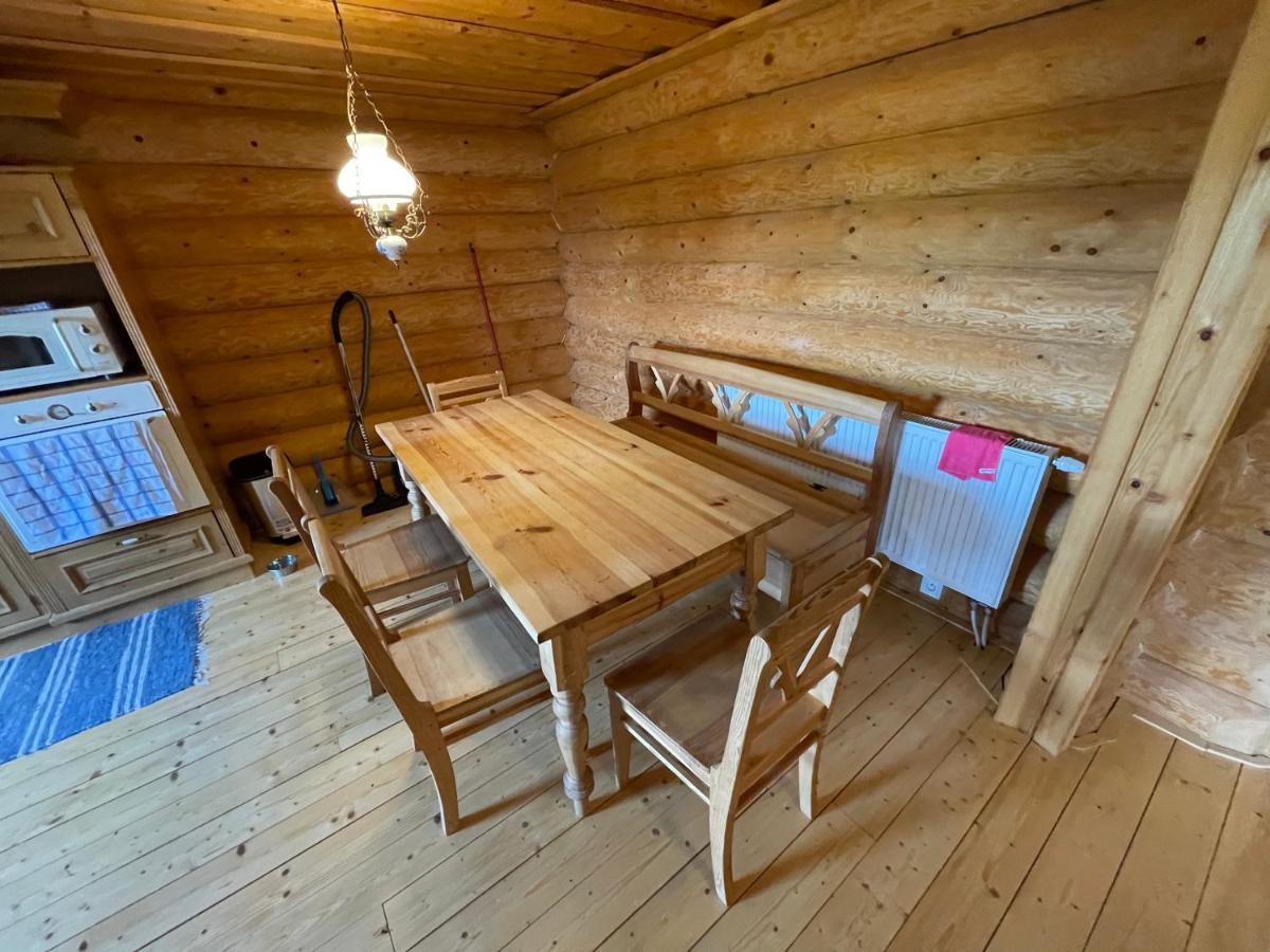 Trinity Log Cabin Wellness Resort Strba Bagian luar foto